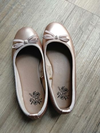 Ballerines fille neuves 