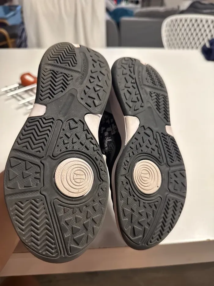 Chaussure de basket tarmak 31 - photo numéro 3