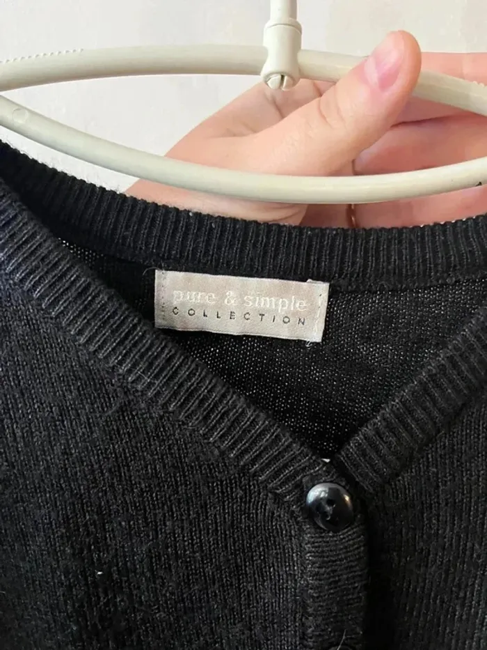 Pull noir - Taille 46 - photo numéro 4