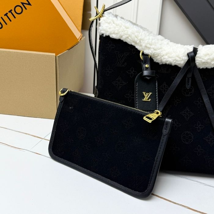 Louis Vuitton CarryAll  M11843 - photo numéro 7