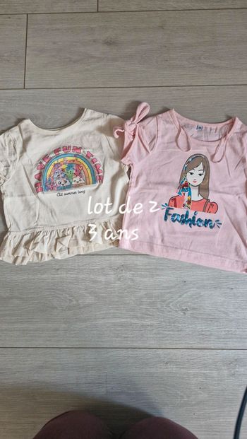Lot de 2 t shirt 3 ans