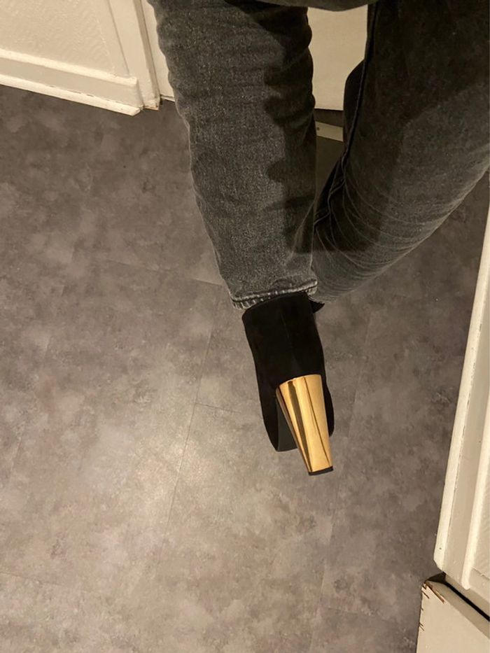 Bottines H&M noires dorées - photo numéro 2