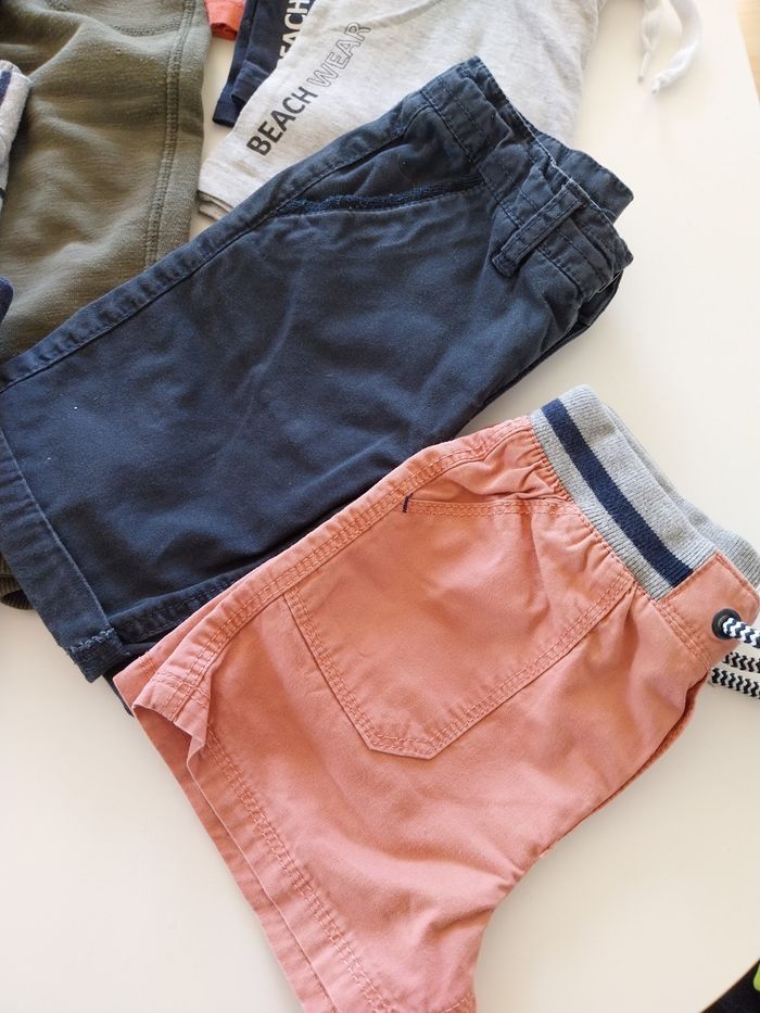 Lot 15 vêtements garçon 3 ans - photo numéro 3