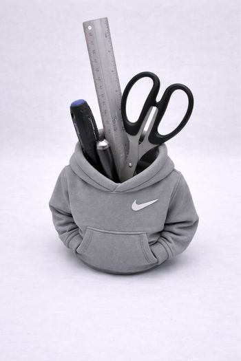 Pot à crayon - Sweat à capuche Nike