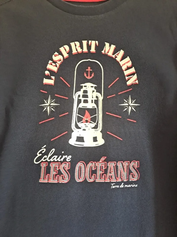 T-shirt garçon 6 ans terre de marins comme neuf - photo numéro 2