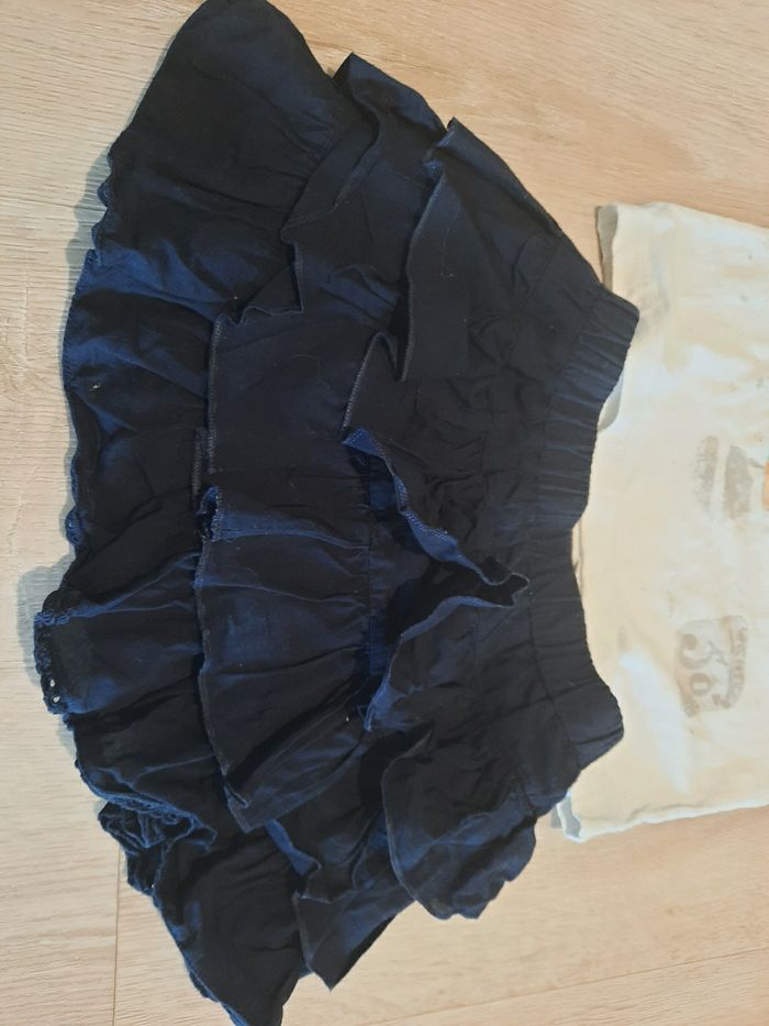 Tenue jupe ikks 4 ans - photo numéro 2