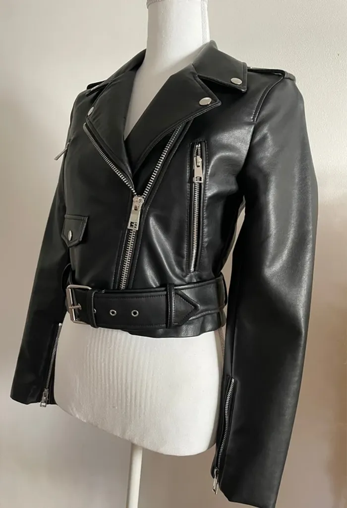Veste Perfecto ZARA en similicuir ceinturée taille XS - photo numéro 3