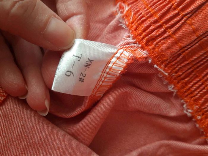 Pantacourt rouge taille  6 - photo numéro 3