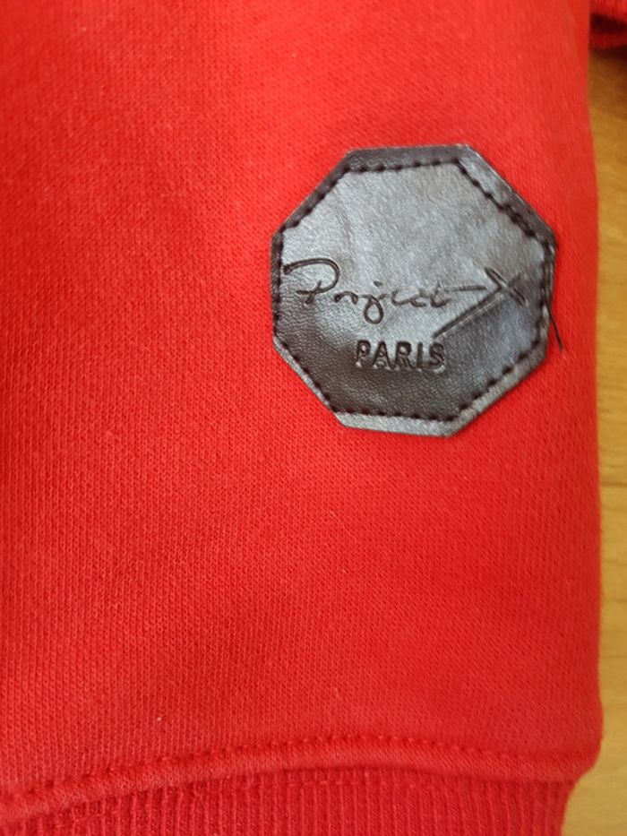Sweat rouge - photo numéro 3