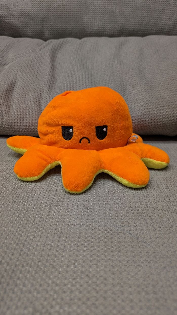 🐙 Peluche Pieuvre Réversible - Jaune & Orange (Humeur) 🐙 - photo numéro 2