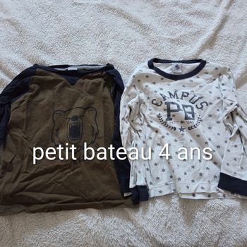 Lot 2 tee-shirts manches longues 4 ans petit bateau 