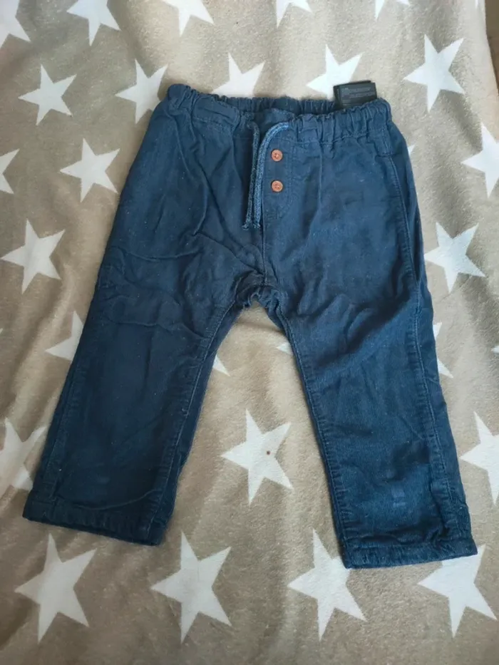 Lot de 2 pantalons matière velours 6-9 mois - photo numéro 3