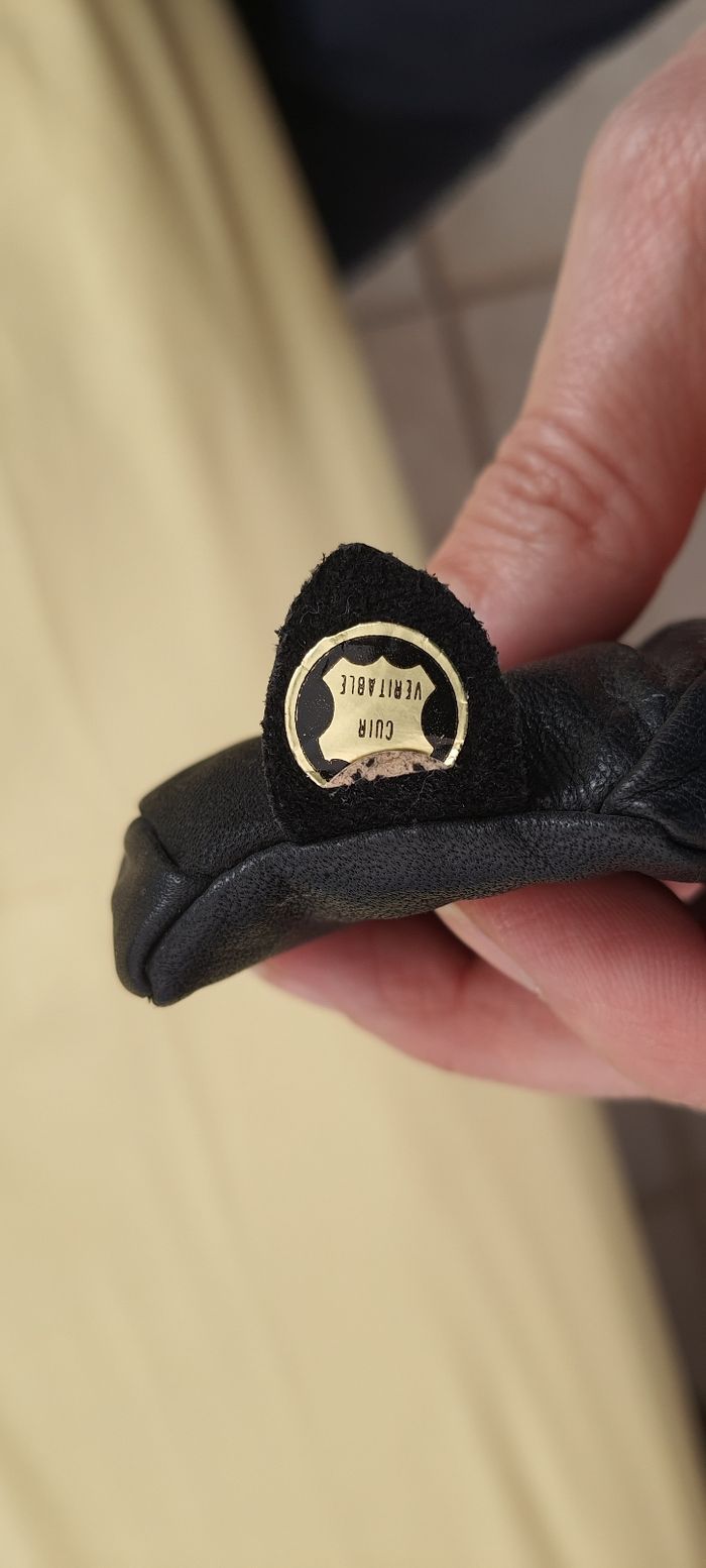 Porte monnaie en cuir souple - photo numéro 3