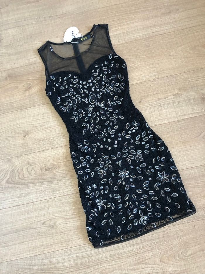 Robe noire et argentée neuve avec sequins Realty taille S (valeur 45€) - photo numéro 7