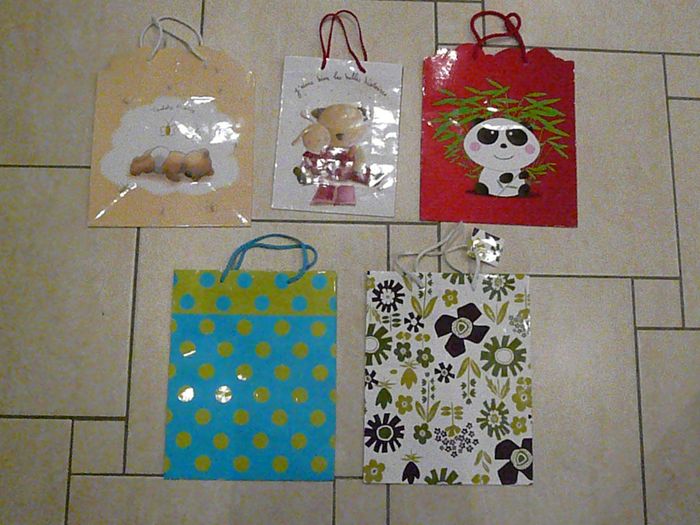 Lot de 5 sacs cadeaux