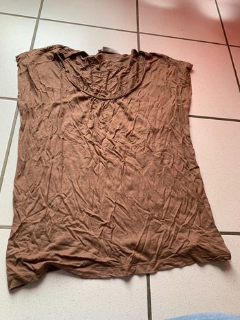 tee shirt marron, beige foncé,  42/44