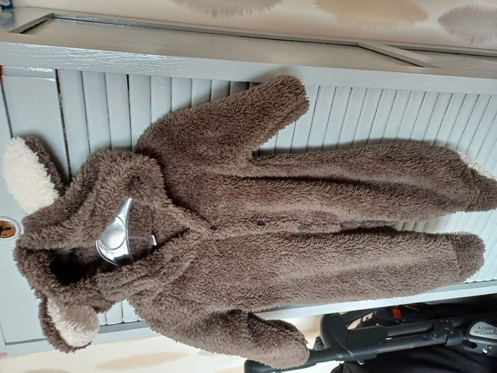combinaison à capuche pour garçons Taille 9 mois