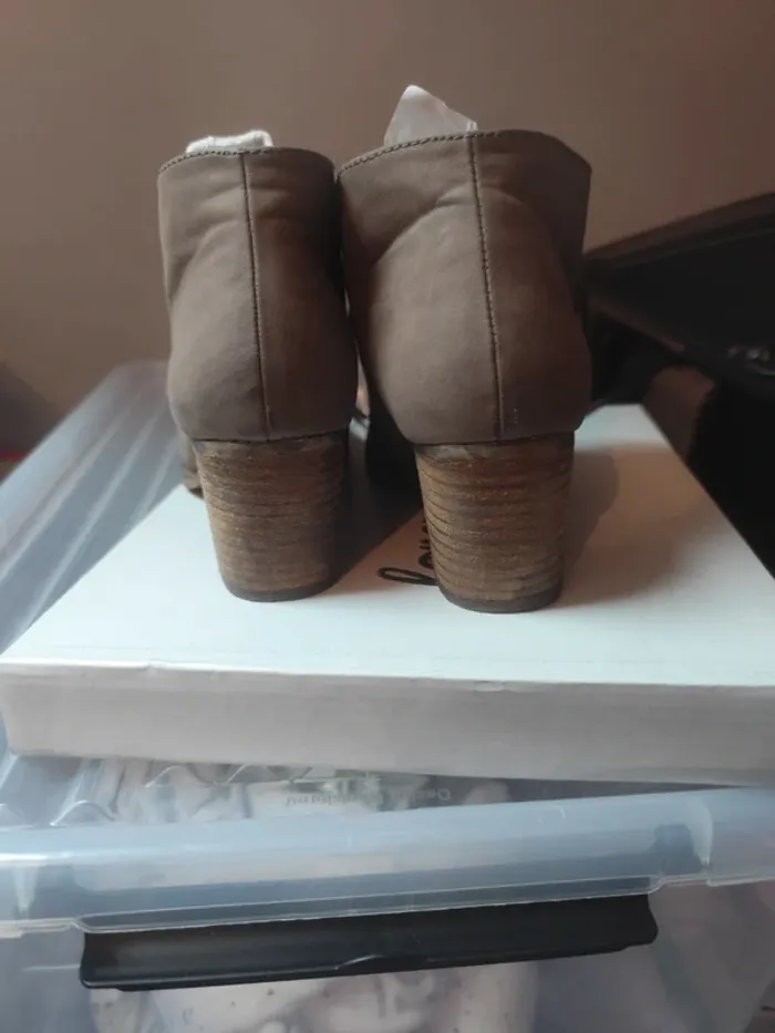 🥿 Bottines à talons en suédine kaki – T.37 - photo numéro 7