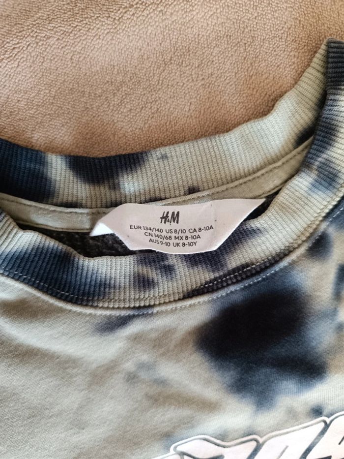 Sweat tie and dye kaki H&M taille 10 ans - photo numéro 2