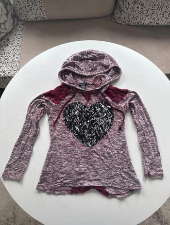 Haut à capuche Miss Chievous femme – motif cœur – taille S