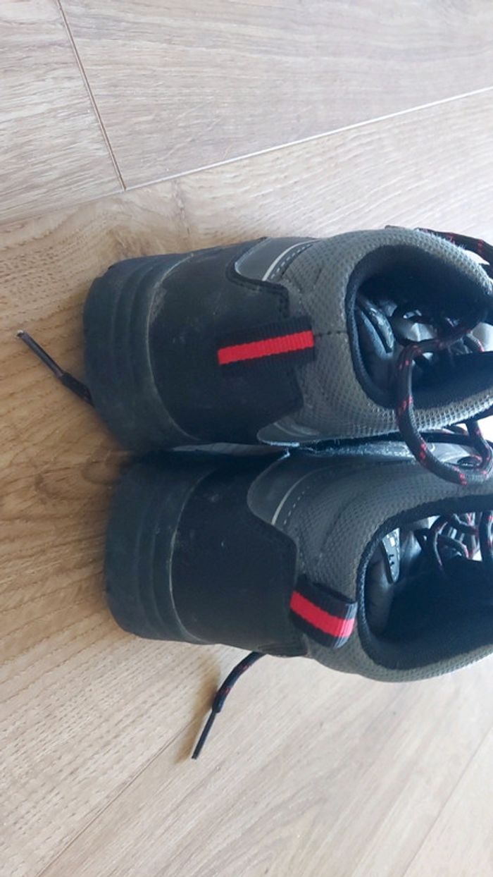 Chaussures de randonnées 33 - photo numéro 4