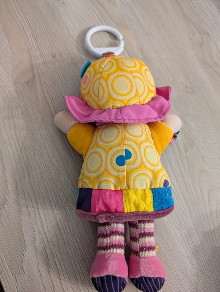 TOMY Lamaze  Emilie Mon Amie poupon peluche activités - photo numéro 2