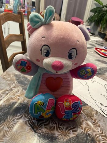 Peluche éducative parlante