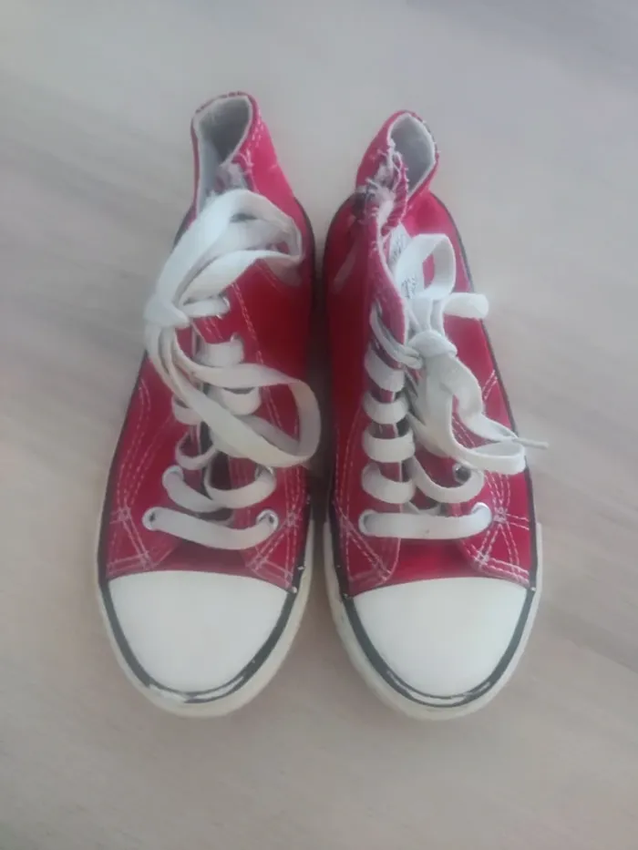 Lot de 2 paires de baskets taille 32 - photo numéro 2