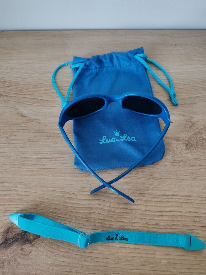 Lunettes de soleil Luc et Léa pour bébé (0-1 an) avec lanière et pochette - photo numéro 5