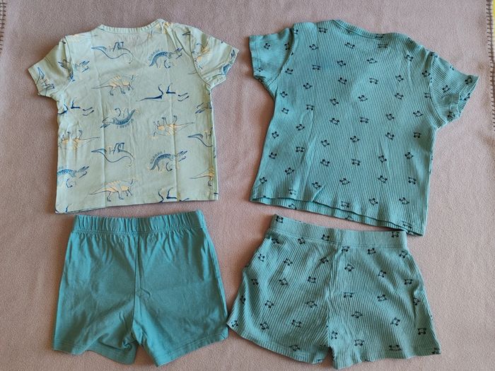 Ensemble tee-shirt short pyjama motif dino crabe 24 mois - photo numéro 2