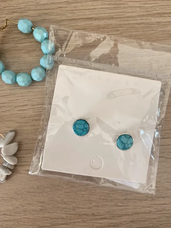 Lot 3 boucles d’oreilles - photo numéro 4