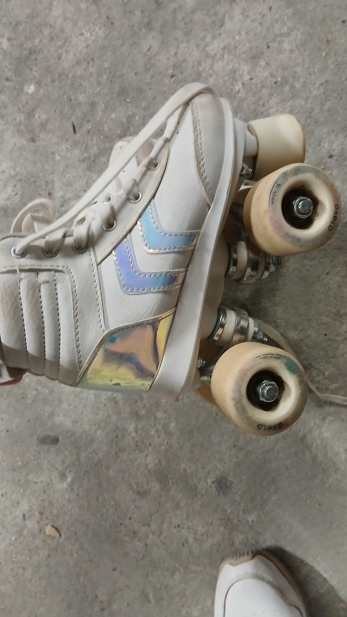 Patin a roulettes taille 31 decathlon - photo numéro 4