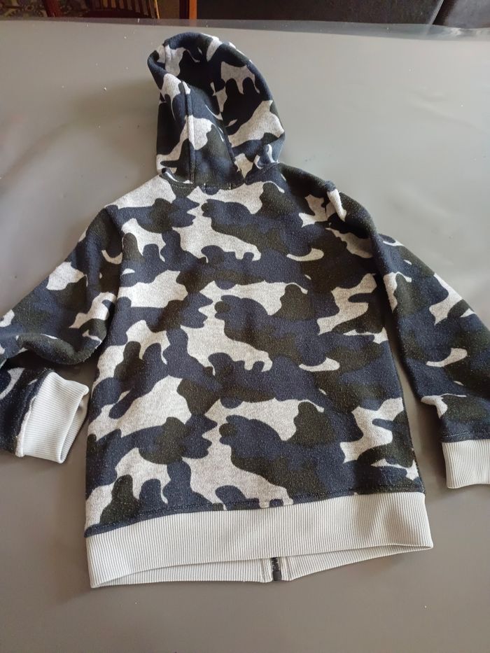 Gilet à capuche - photo numéro 3