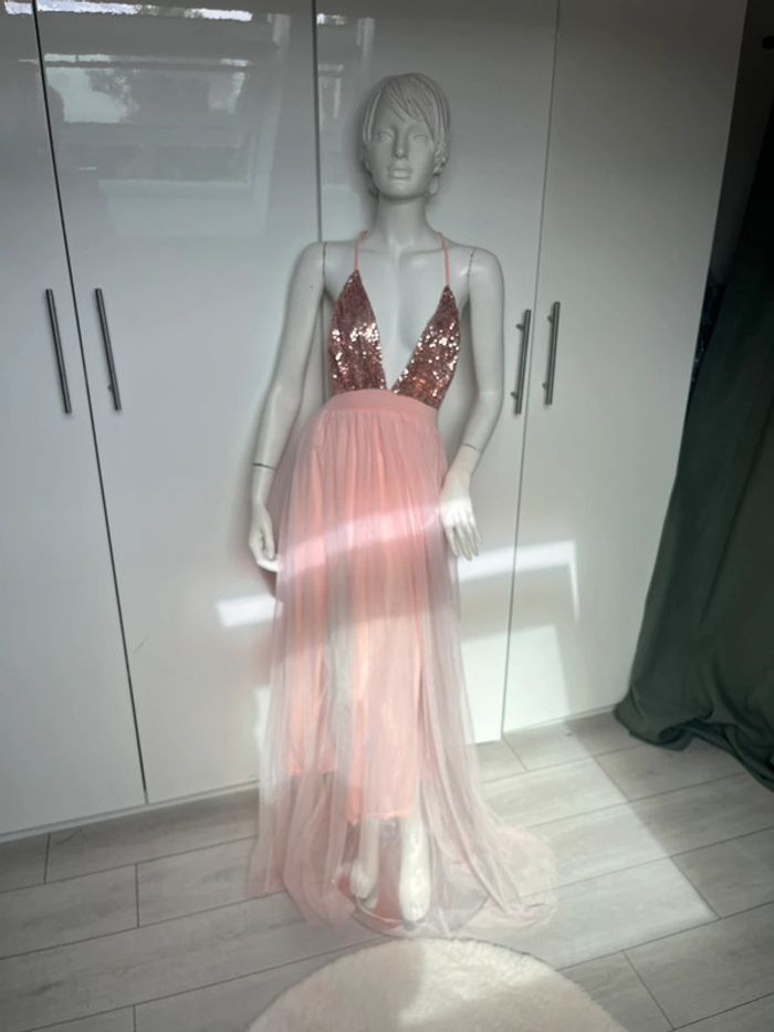robe longue en tulle 💕rose  36/40