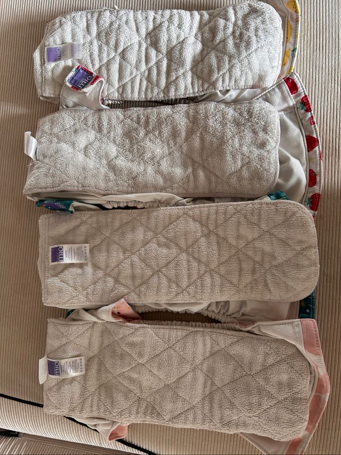 Lot de 4 couches bambino mio + booster - photo numéro 5