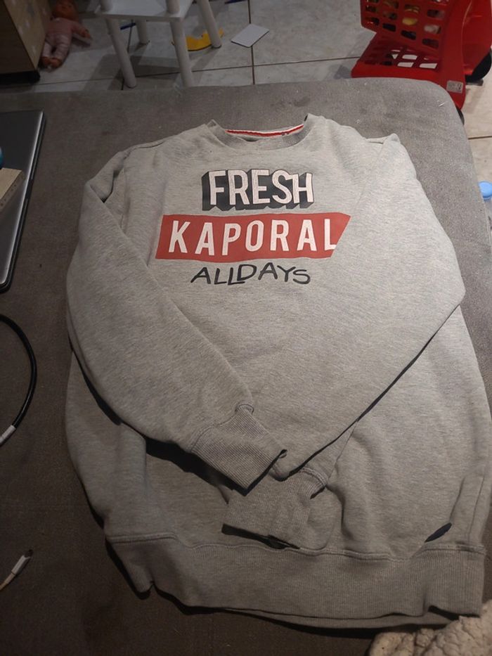 Pull gris
