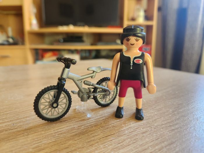 Playmobil 4743 – Femme et VTT 🚴 Très bon état