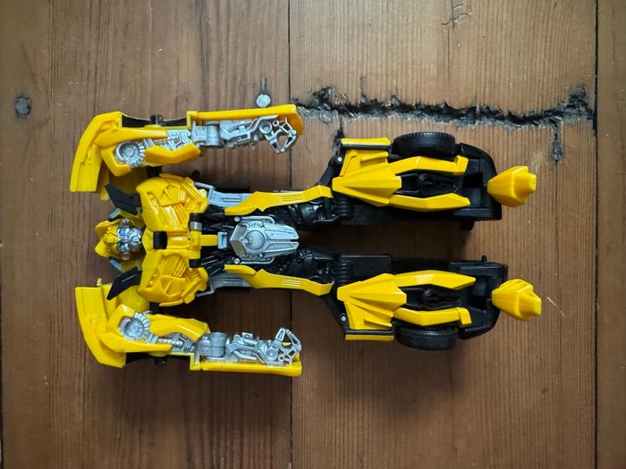 Voiture transformers - photo numéro 2