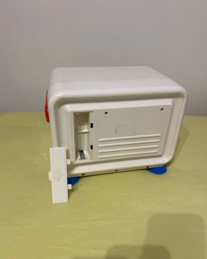 Micro onde d’imitation - photo numéro 4