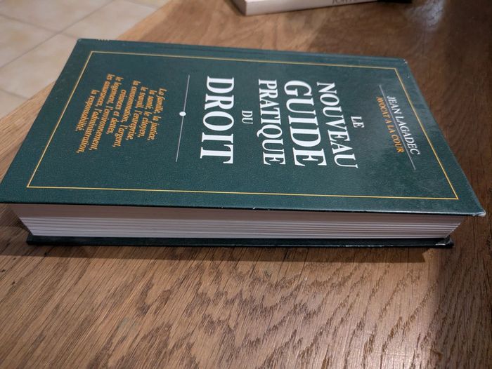 Le nouveau guide pratique du droit - photo numéro 3