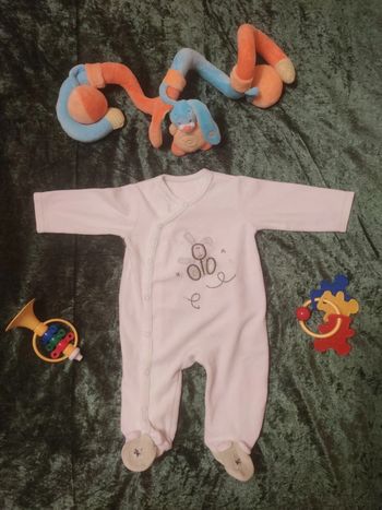 Grenouillère "Lapin" en velours T. Nouveau Né