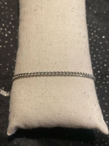 Fine chaîne argentée bohème