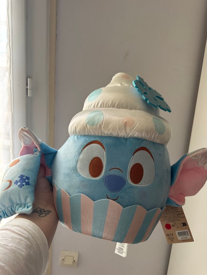 Peluches + figurines Disney réservé - photo numéro 3