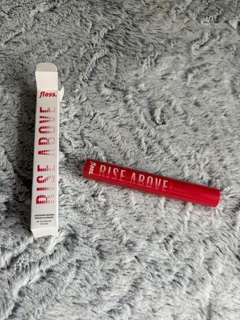 mascara noir allongeant floss