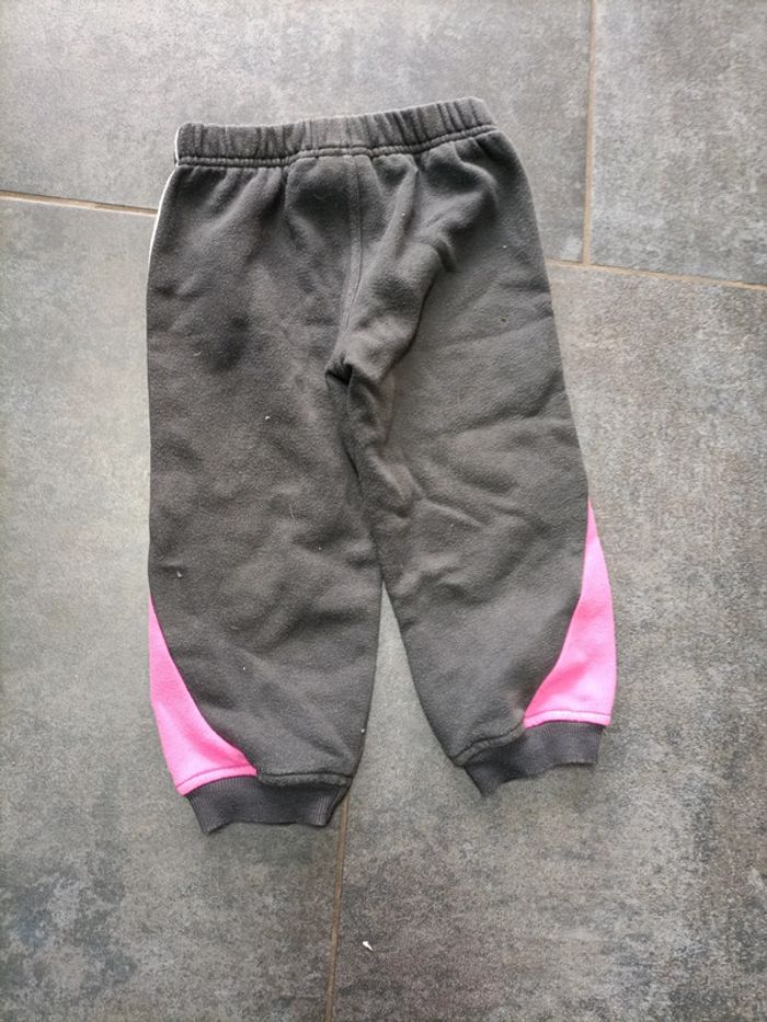 Pull + pantalon adidas 2ans - photo numéro 7