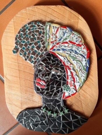 Mosaique africaine  sur bois fait main