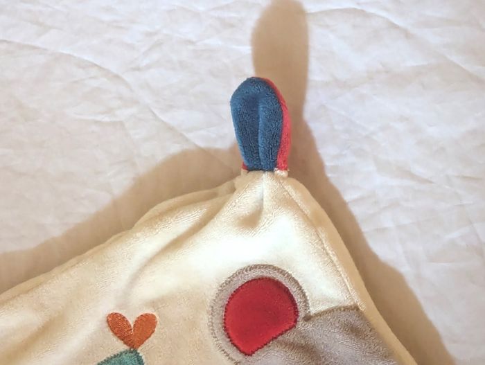 Tissu Blanc Doudou Carré Petite Souris Grise Oreilles Angles Animal Peluche Petits Enfants Bébés - photo numéro 5