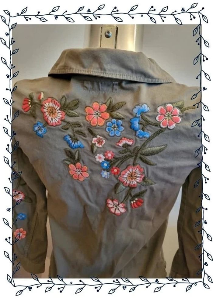 Veste avec motif fleur - photo numéro 9