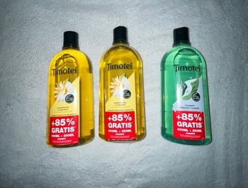 Lot de shampooing timotei 750 ml