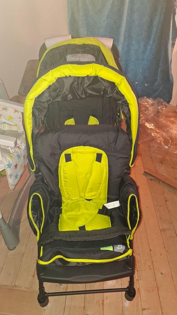 Poussette - photo numéro 2